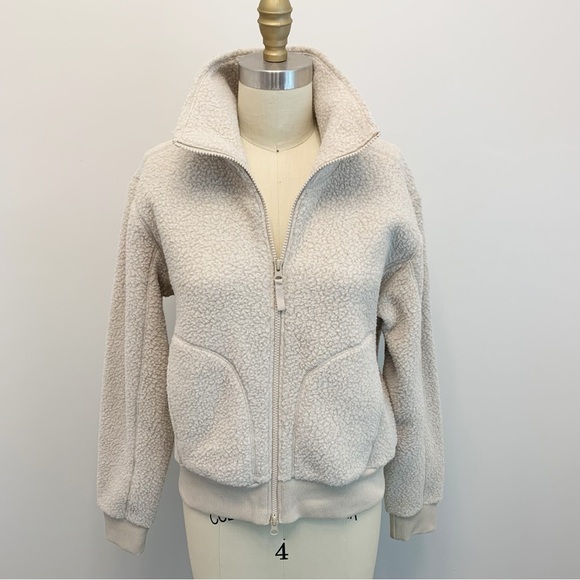 Everlane The Renew Teddy Bomber Oatmeal Small - Picture 3 of 13